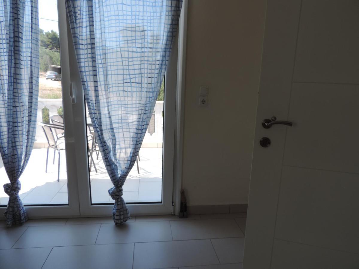 Fotis Apartments Skala Neon Kydonion Exterior foto